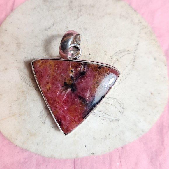 Bright, Pink With Black, Triangular-Shaped, Natural Rhodonite Cabochon Pendant - Picture 7 of 8